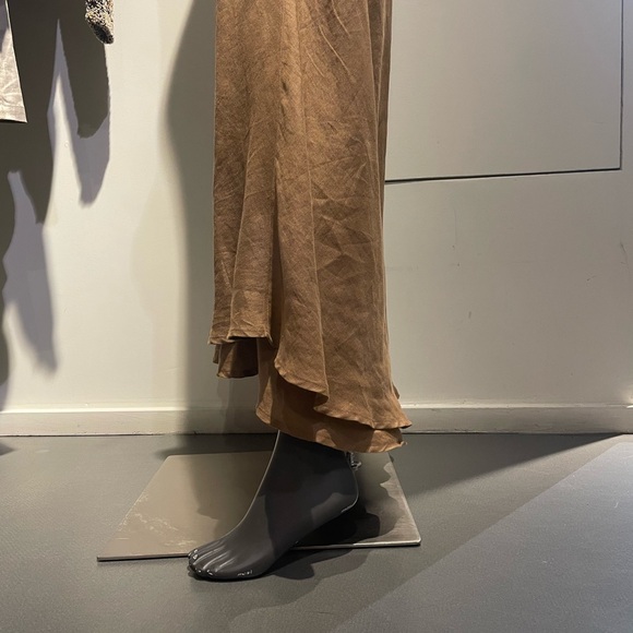 Sarah Pacini Flowing Tan Dress - Picture 6 of 10